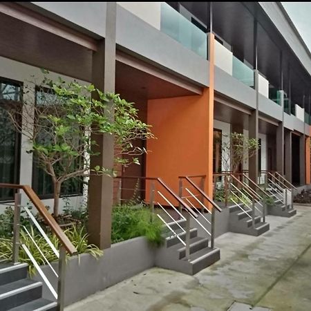 หอพัก ทูเอ็มเพลส 2M Place Apartment Ban Khlong Nung Exteriör bild